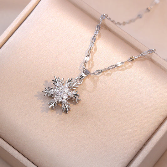 Female Wind Rotating Zircon Snowflake Jewelry Necklaces