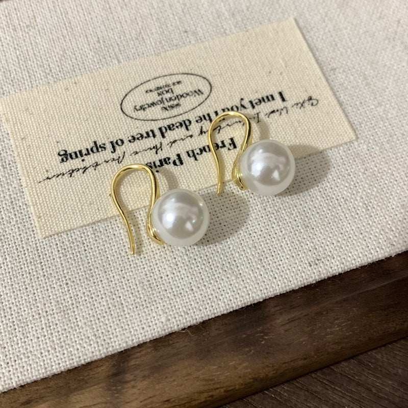 Luxury Simplicity Polo Pearl Fashion Generous Earrings