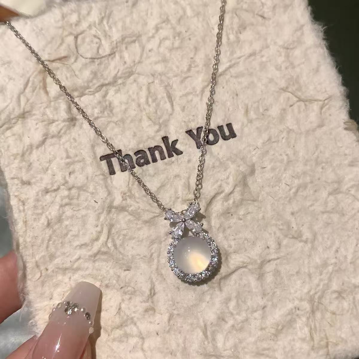 Sparking Zirconium Light Luxury Minority Design Sweet Graceful Bow Necklaces