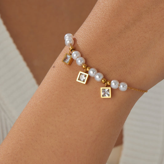 Women's Diamond Square Pearl Chain Gold Plated Bracelet