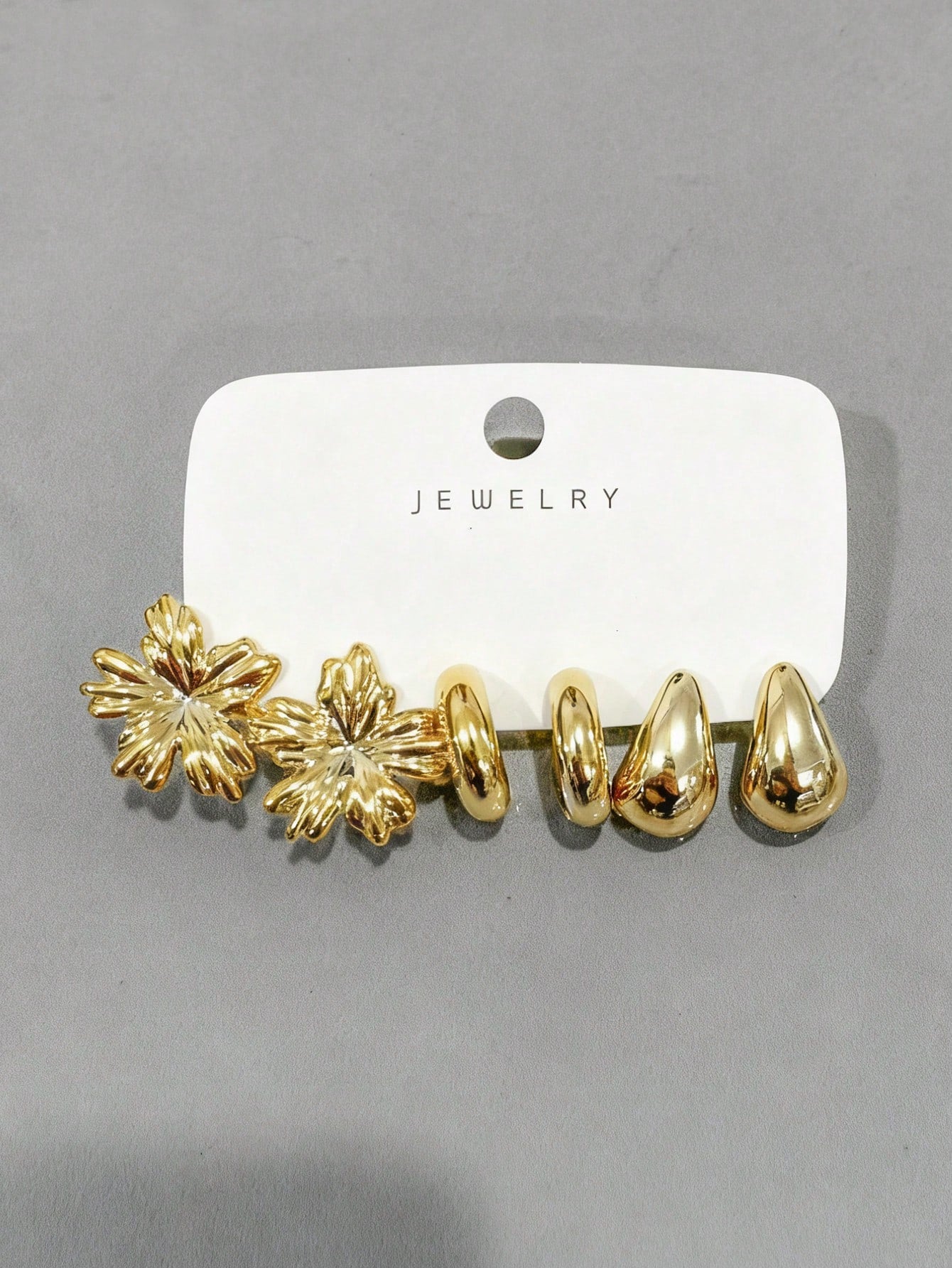 Women's High-grade Seaside Vacation Style Geometric Exaggerated Earrings