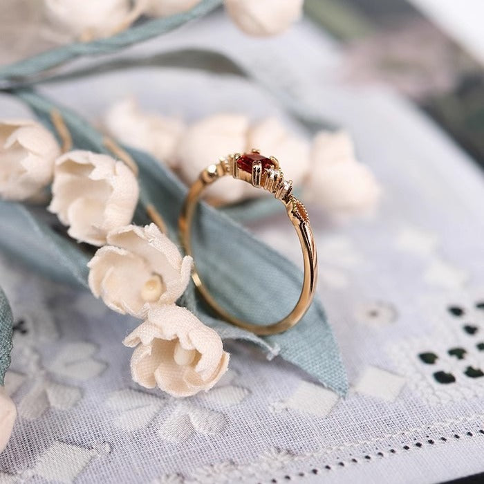 Garnet Exquisite Sterling Sier Gold-plated Square Simple Ring