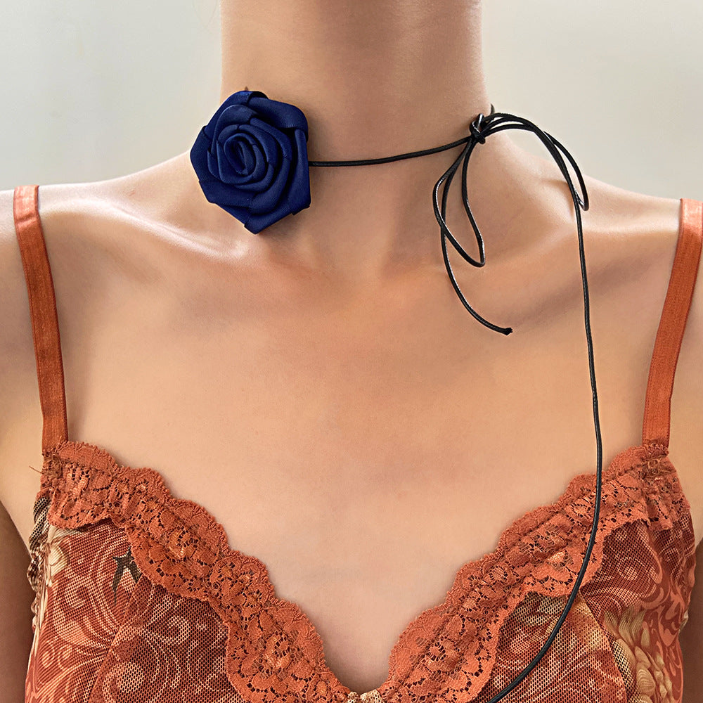 Vintage Rose Flower Exaggerated Flocking French Collar