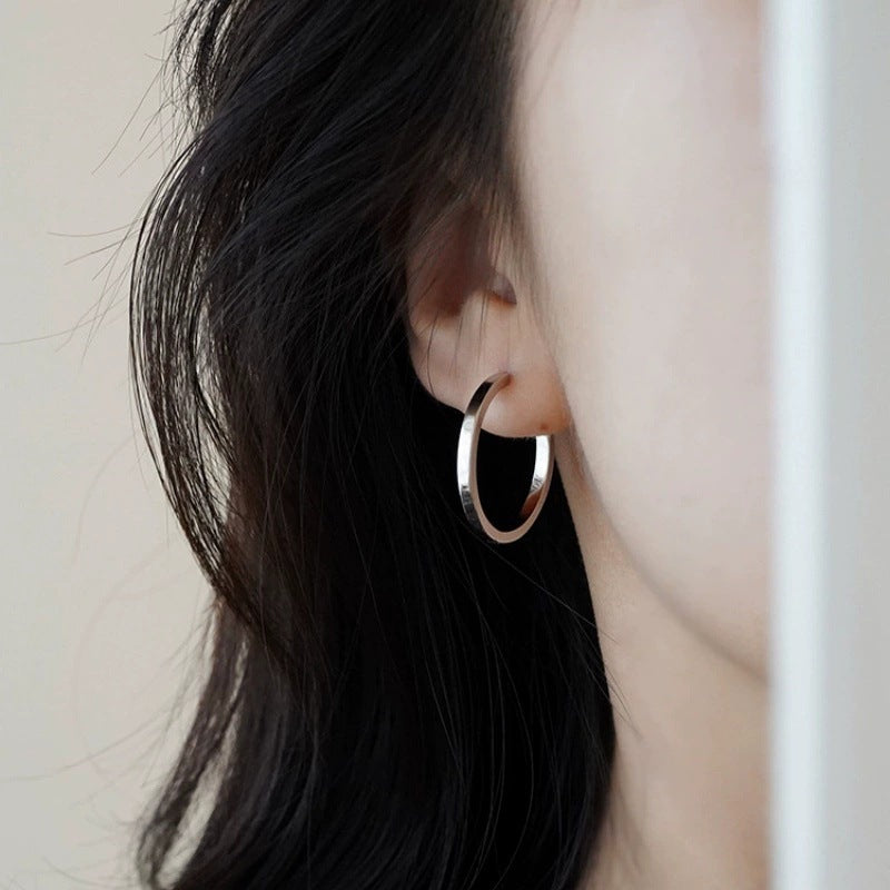 Women's French Style Hoop Design Simple Earclip Stud Earrings