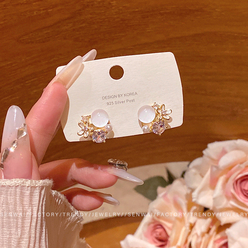 Women's Stone Ear Graceful Geometric Love High-grade Earrings