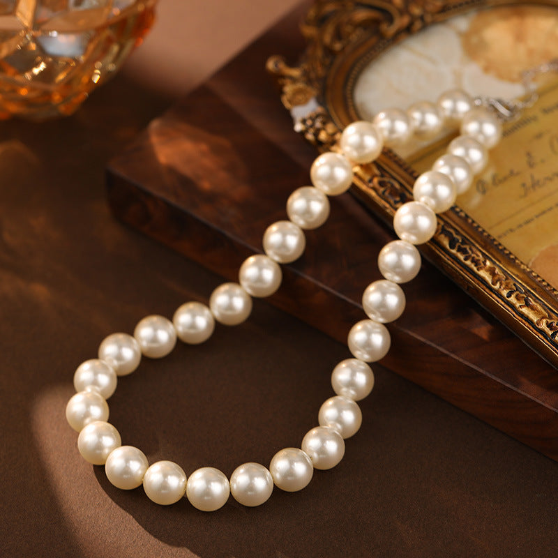 Women's Banyan Tree Perfect Circle Strong Light Collar
