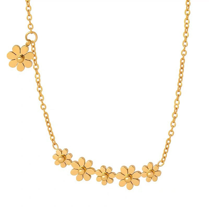 Women's Daisy Titanium Steel Design High-grade Temperament Necklaces