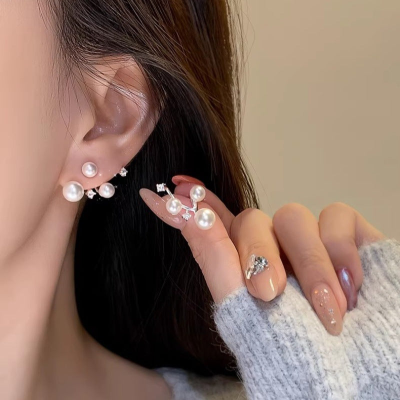 Women's Pin Pearl For Niche Design Light Luxury Temperament High-grade Sensitive Stud Earrings