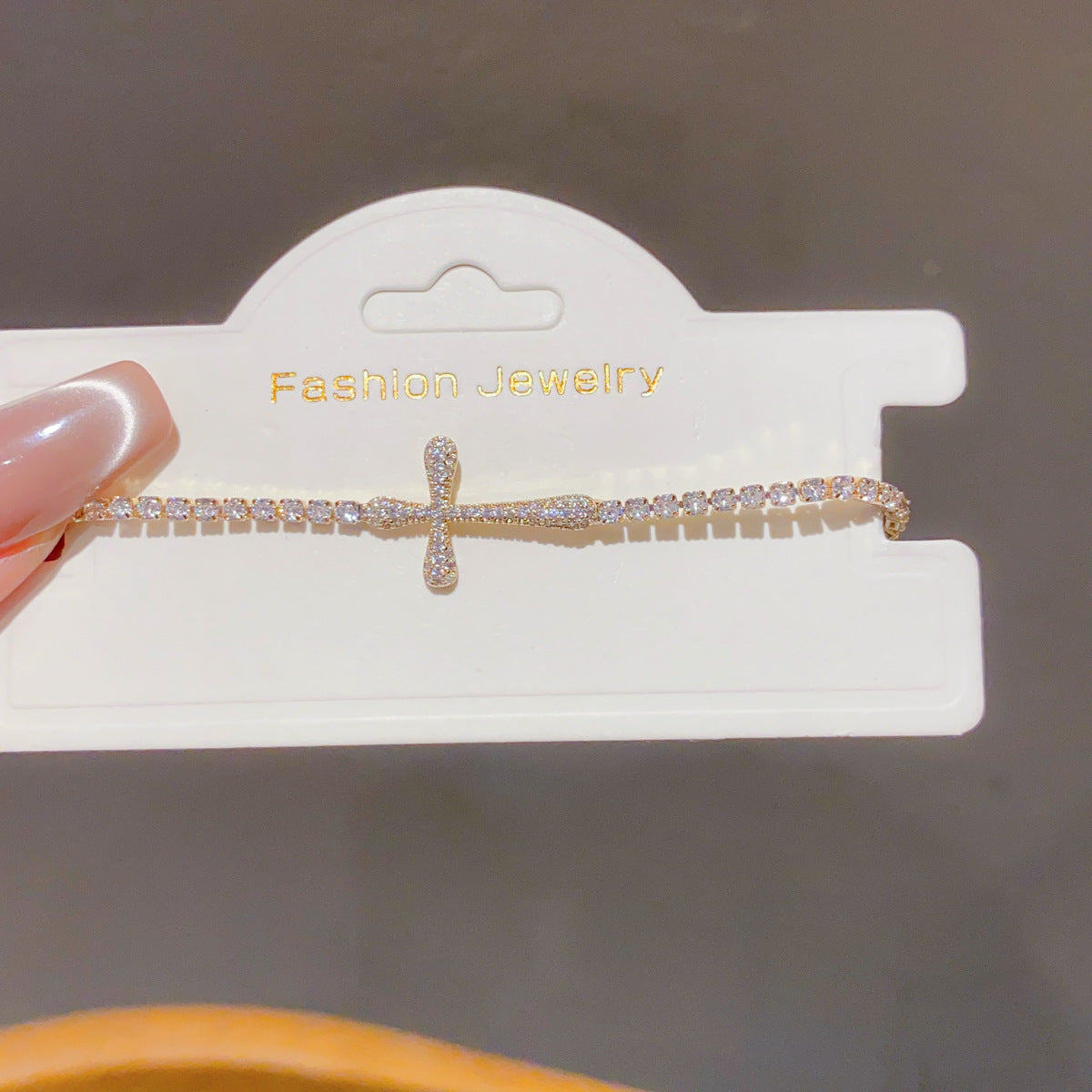 Real Gold Electroplated Zircon Cross Buckle Simple Fashion Light Luxury Bracelet