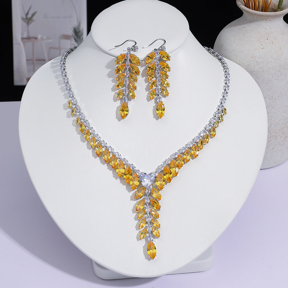 Full Diamond Drop-shaped Temperament The Dinner Party Jewelry Set