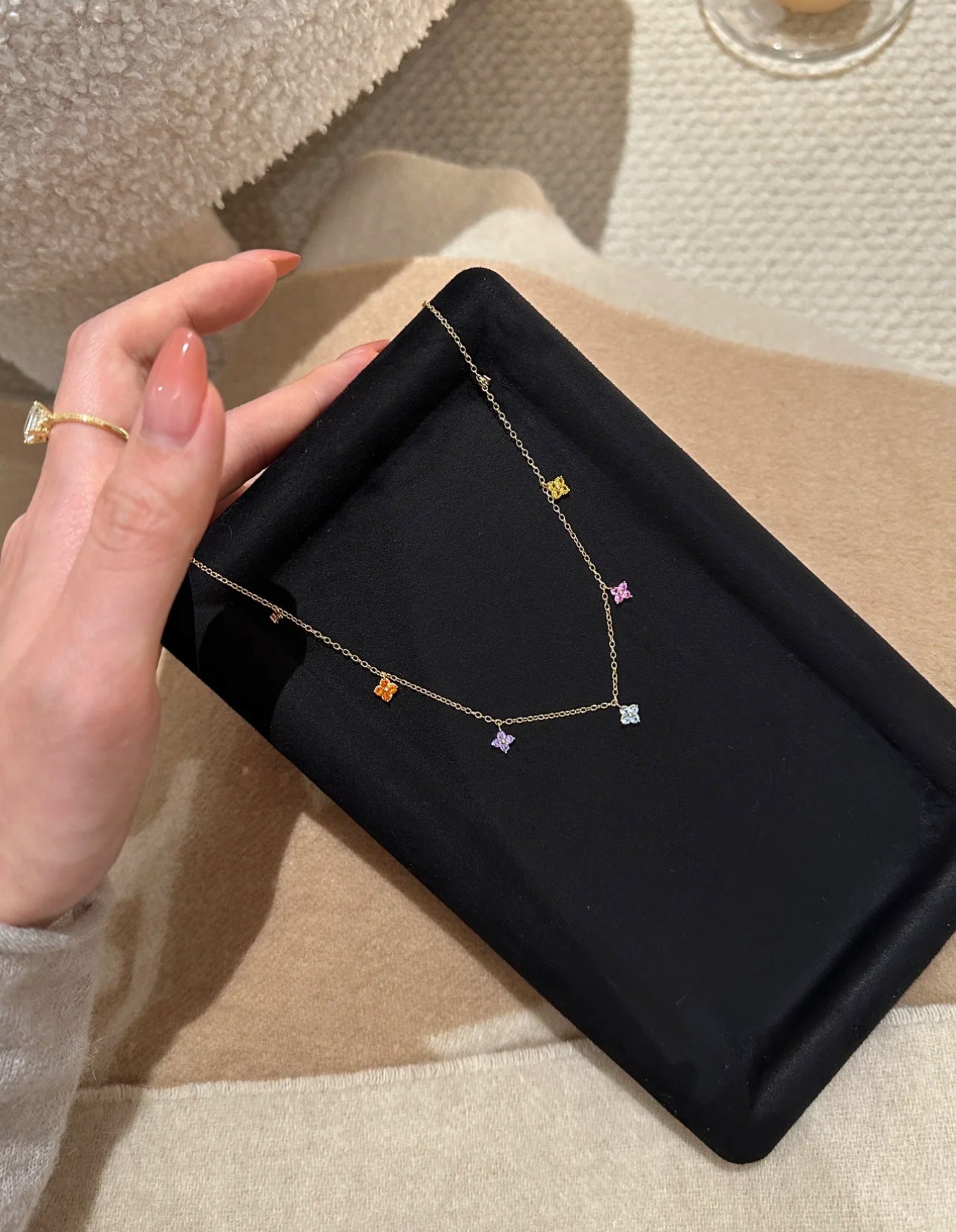 Women's Dopamine Color Zircon Clover High-grade Four-leaf Flower Sweet Clavicle Chain Necklaces