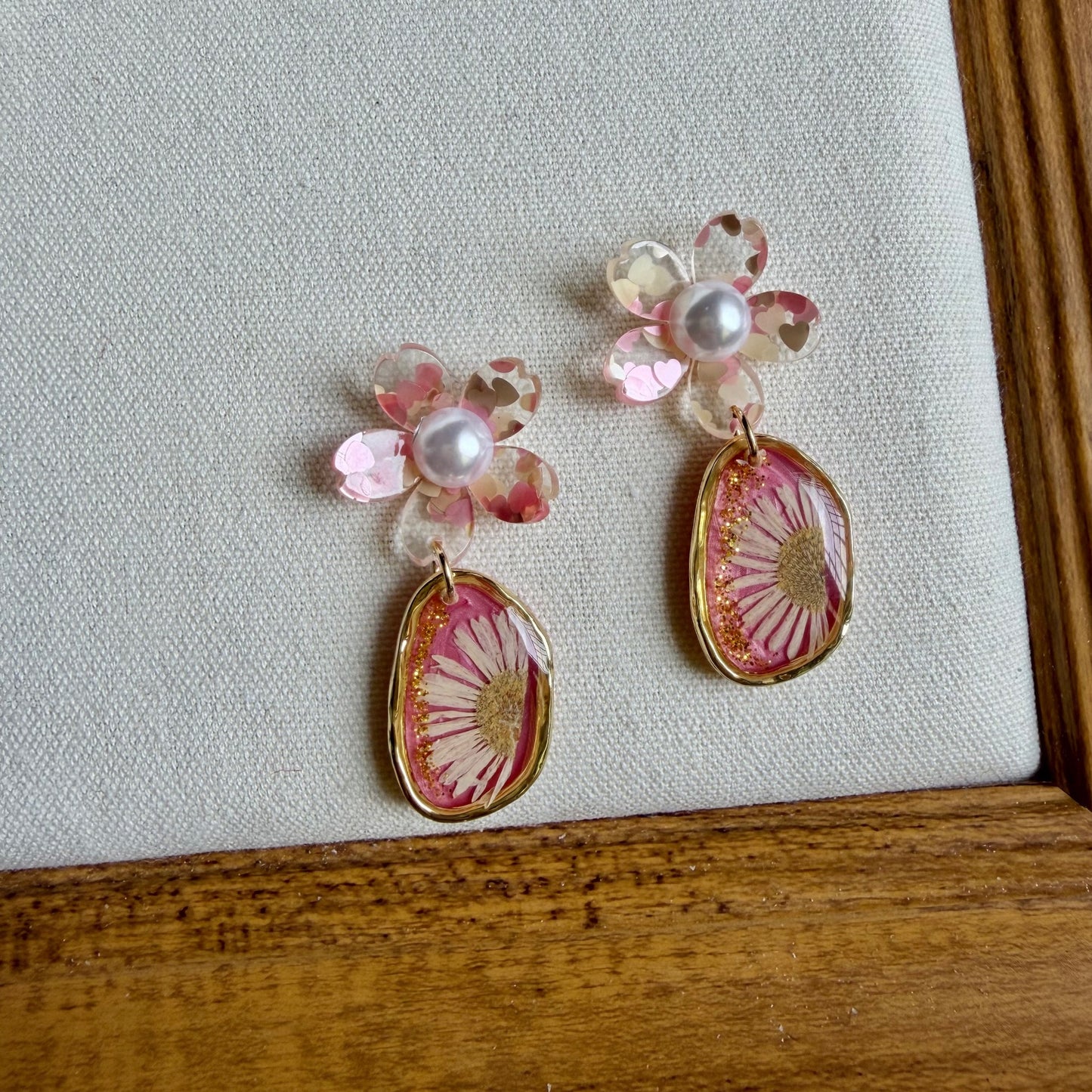 Daisy Pink Temperament Clear Sweet Artistic Earrings