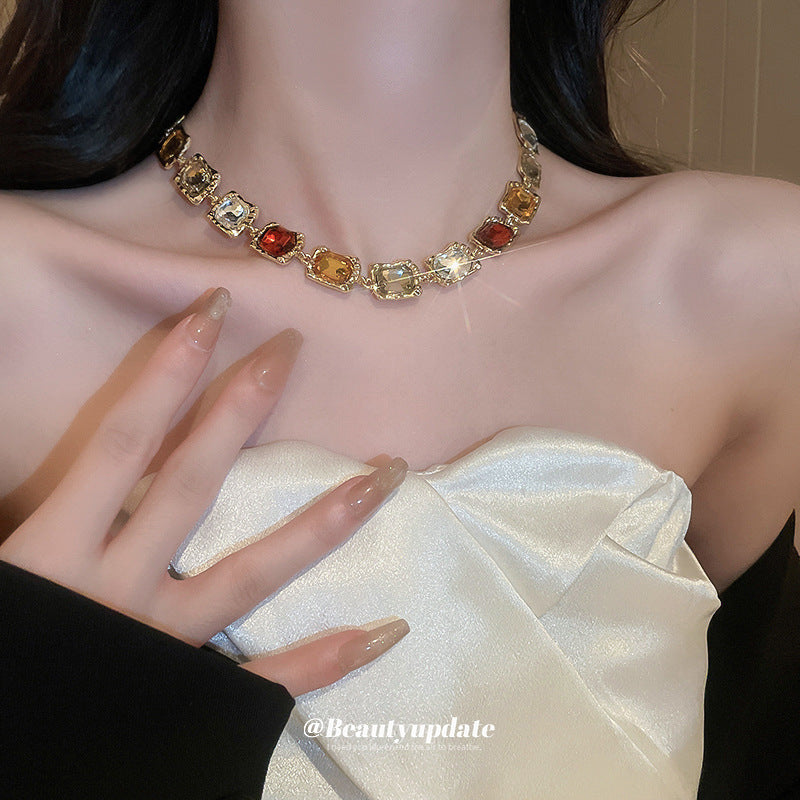 Women's Geometric Vintage Sweater Chain Versatile Fashion Necklaces