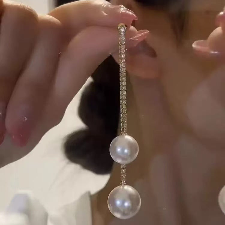 Fashion Trend Rhinestone Tassel Pearl Temperament Wild Face Slimming Earrings