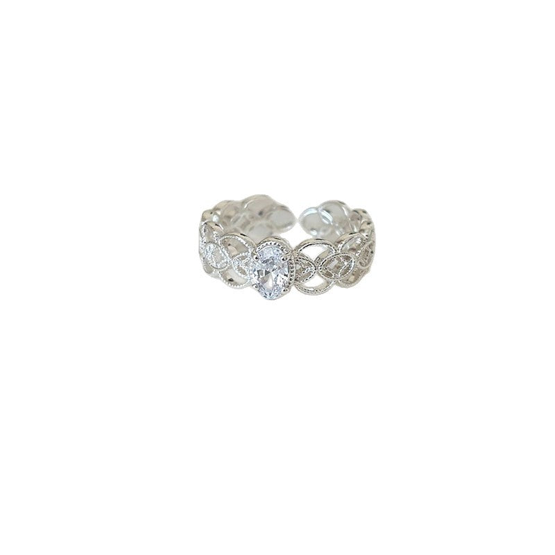 Women's High-grade Lace Hollow Shiny Diamond Mild Luxury Retro Fashion Rings