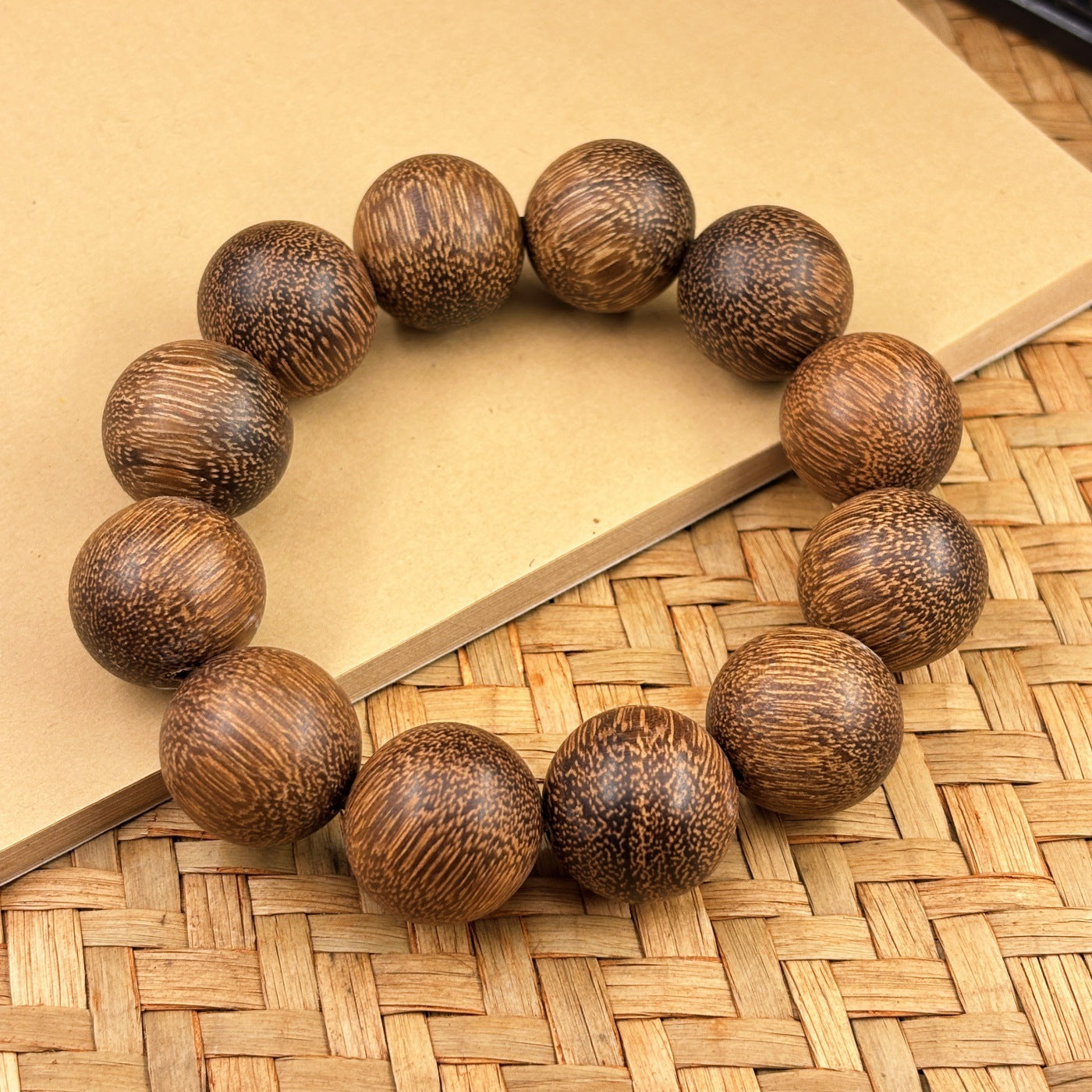 Women's & Men's Chinese Bai Eaglewood Small Door Frame Single Circle Crafts Buddha Bracelets
