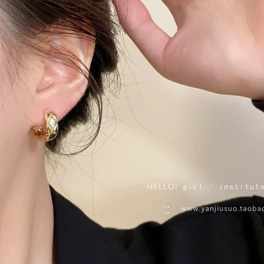 Metal Plaid Circle Ear Clip Temperament Niche Earrings
