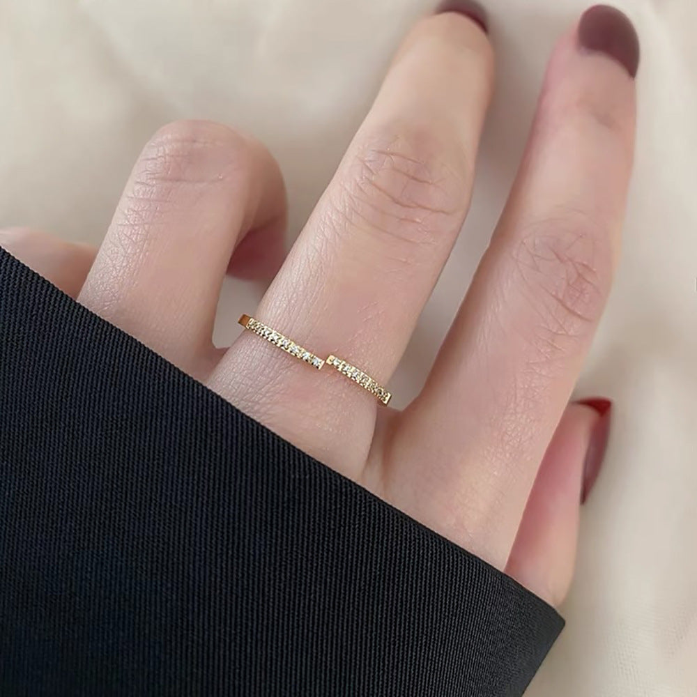 Elegant Zircon Ladder Fine Circle Twin Texture Titanium Steel High Ring