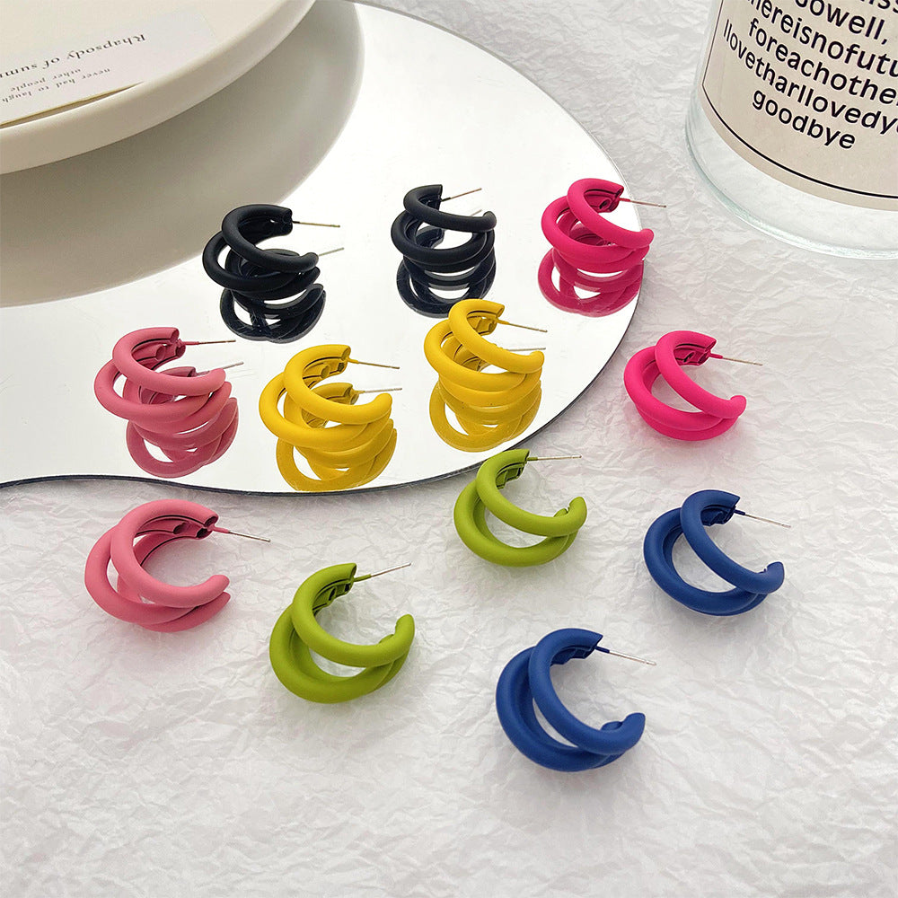 Women's Style Fresh Simple Shaped Retro Round Stud Earrings