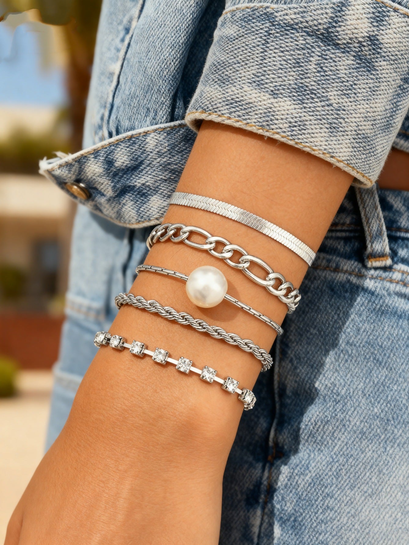 Fashion Metal Alloy Snake Chain Buckle Simple Bracelet