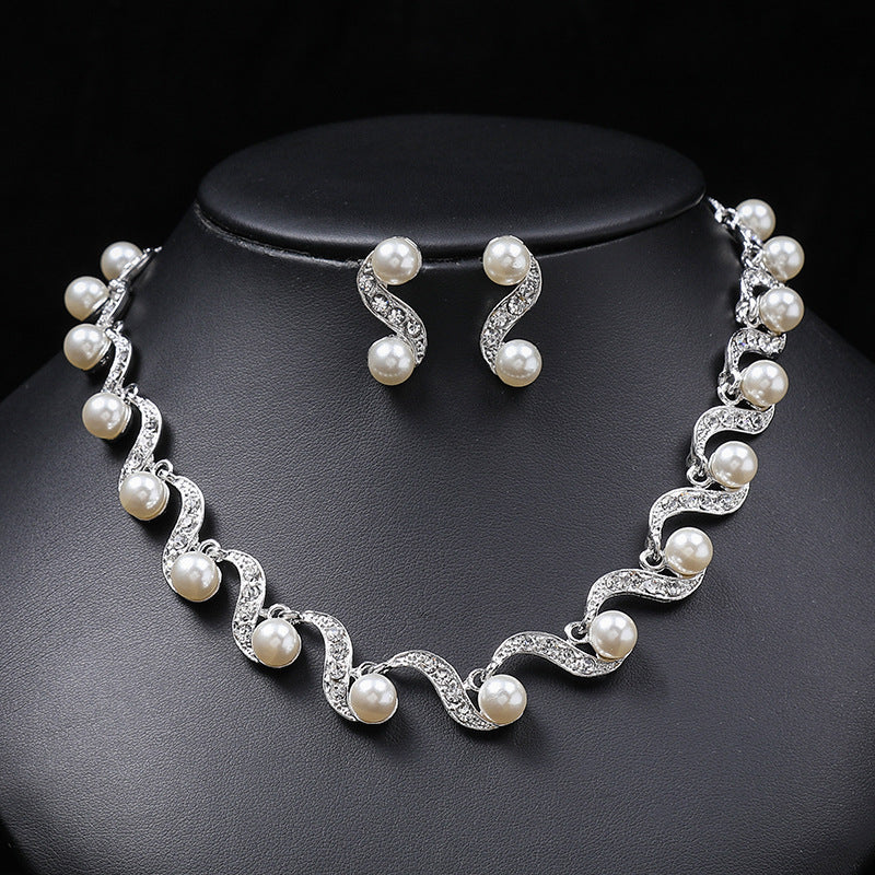 Light Luxury Minority Sweater Chain Clavicle Jewelry Set