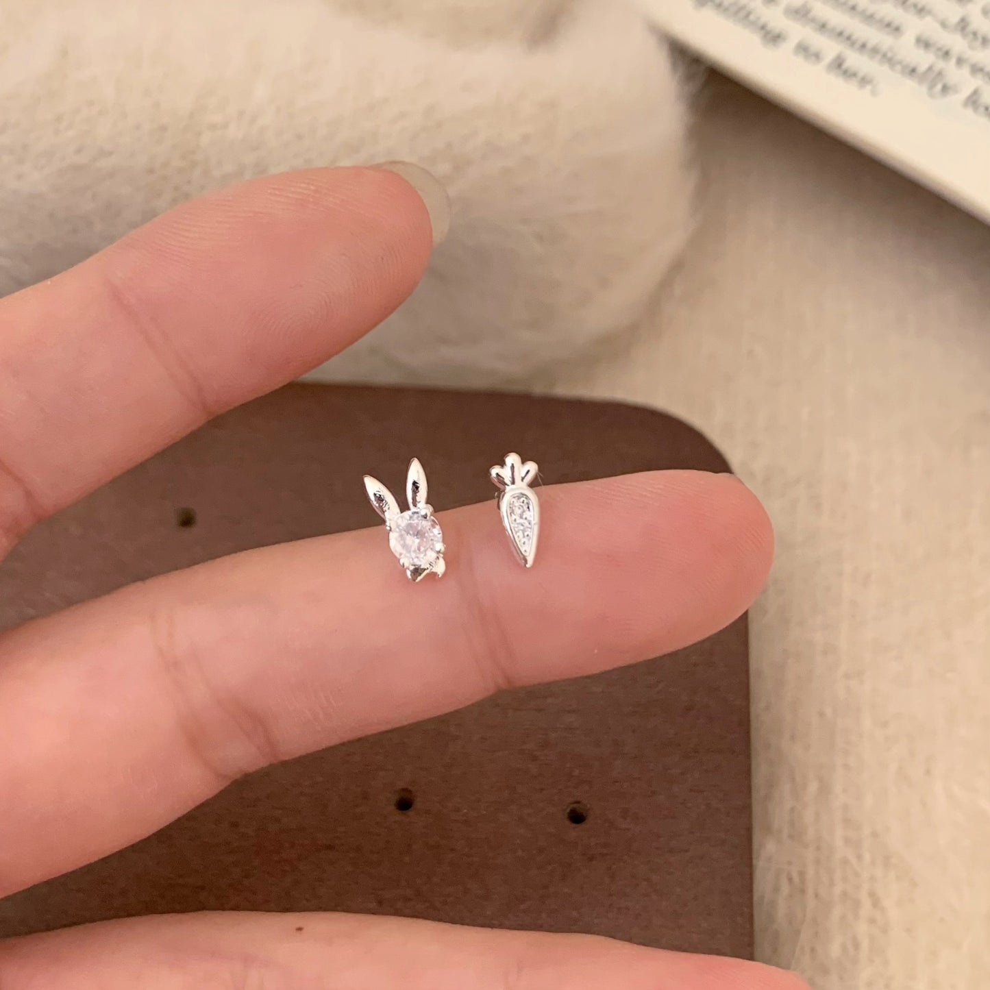 Cat Gentle Cute Ear Bone Carrot Fishbone Stud Earrings