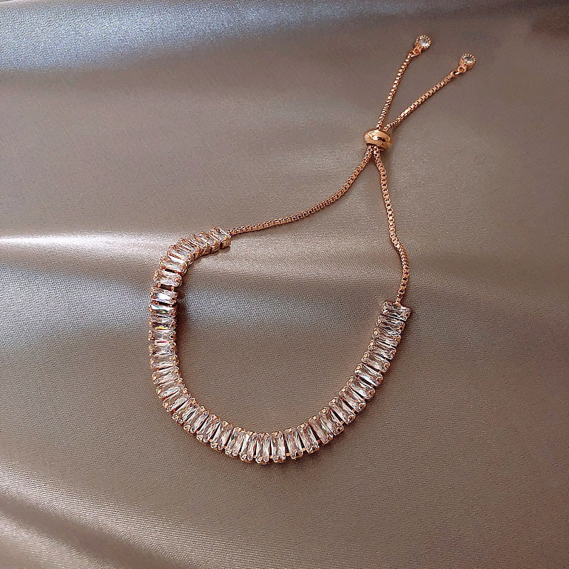 Women's Korean Geometric Round Zircon Light Luxury High-grade Stylish Simple Bracelets