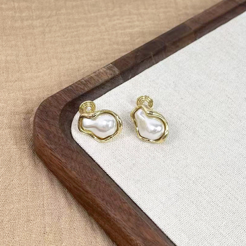 Luxury Simplicity Polo Pearl Fashion Generous Earrings