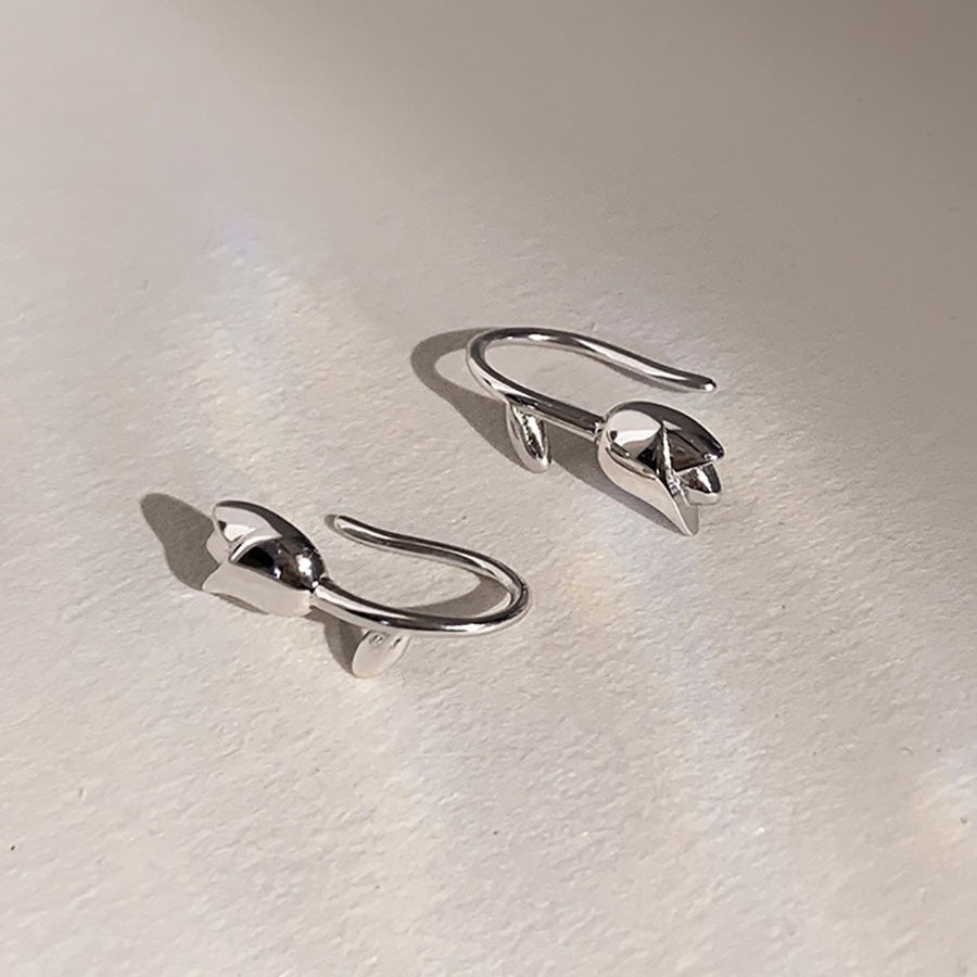 Women's Light Luxury Minority Tulip High-grade Simple Ear Hook
