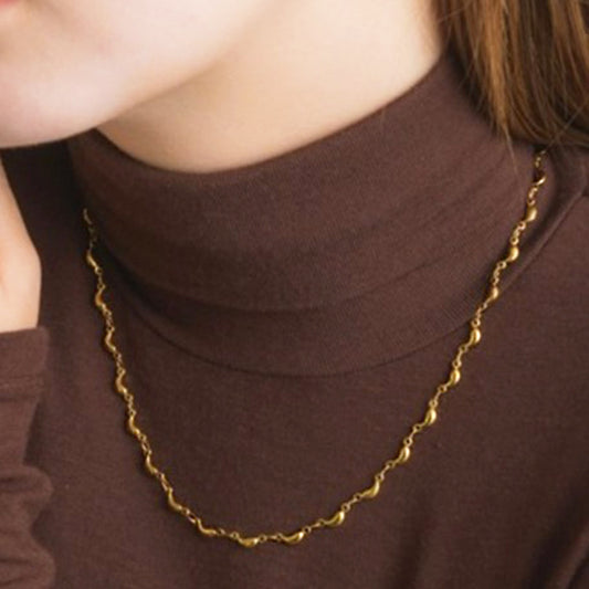 Women's Small Bananas Geometric High-grade Clavicle Chain Titanium Necklaces