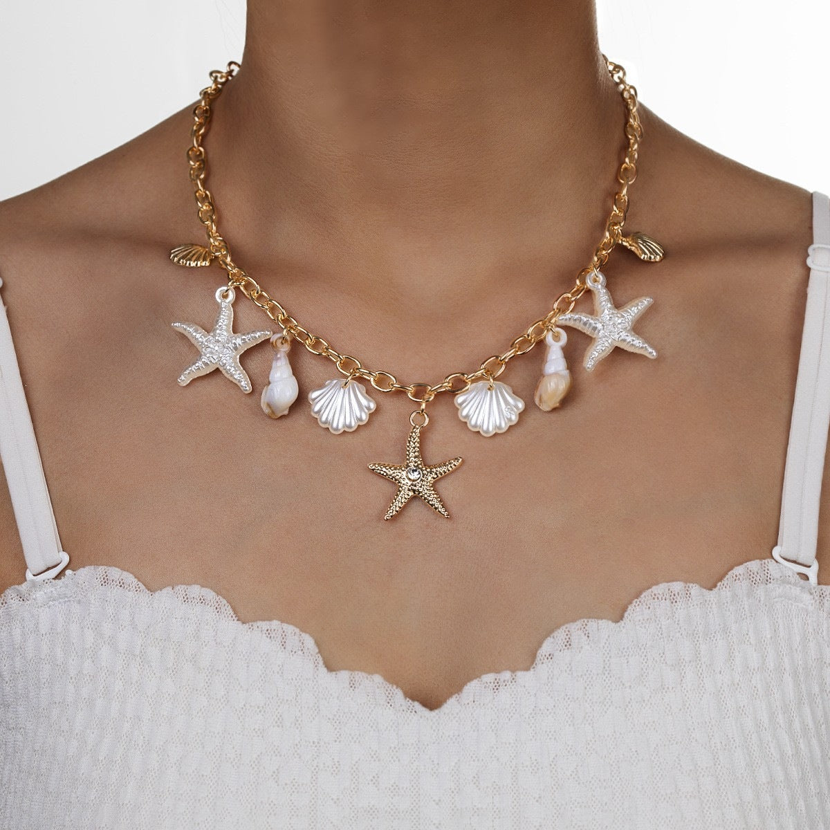 Women's Beach Vacation Style Alloy Starfish Shaped Stud Earrings