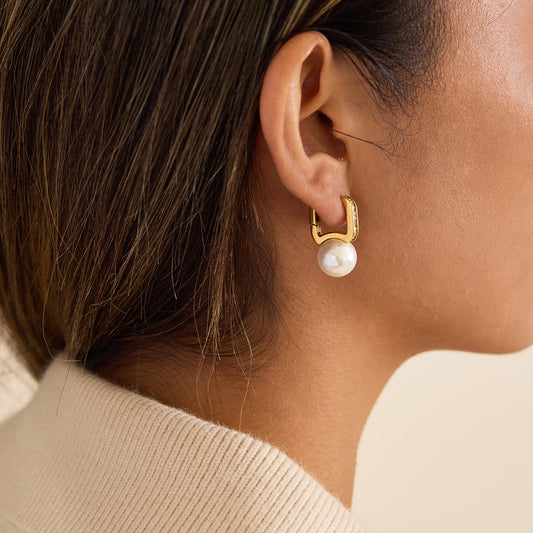 Stainless Steel Resin Pearl Light Luxury Niche Earrings