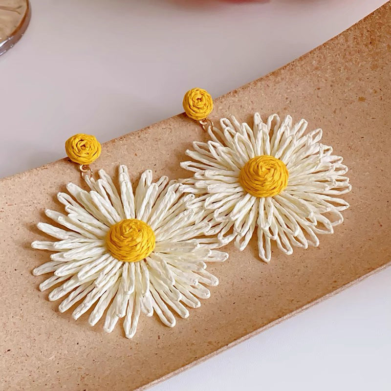 Female Raffia Summer High Sense Profile Fashion Graceful Vacation Stud Earrings