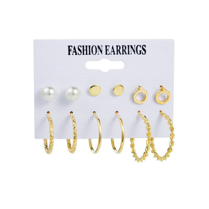 Women's Retro Gold Geometric Suit Fashion Pearl With Earrings