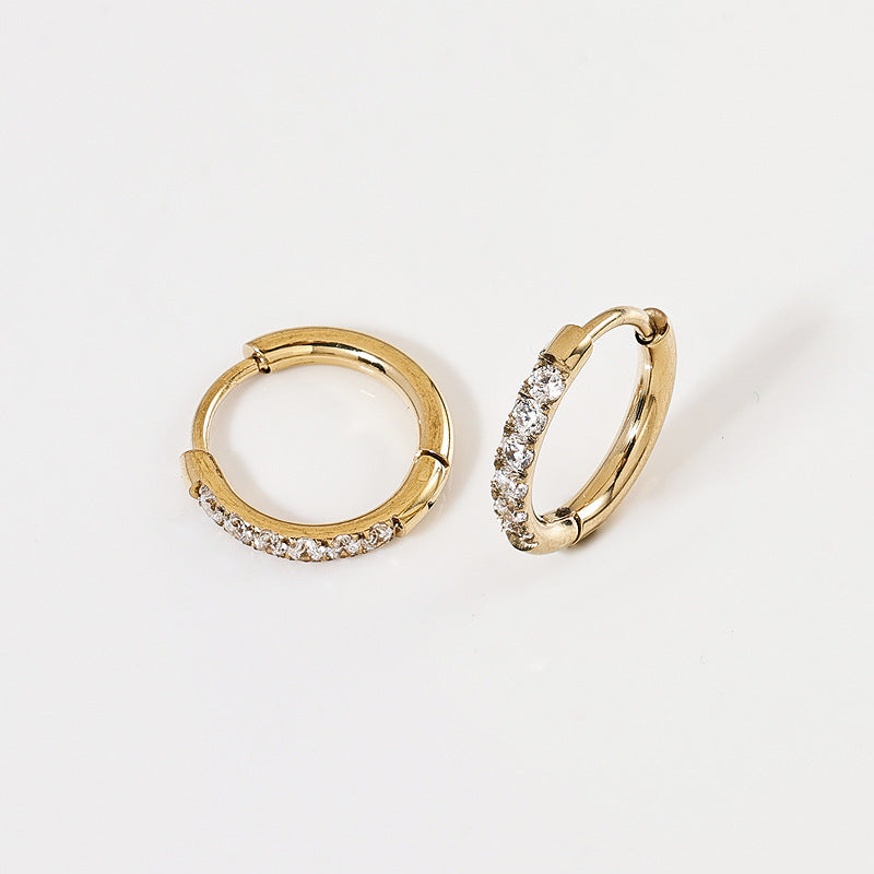 High Quality Carved Stainless Steel Studded With Zircon Titanium Earrings