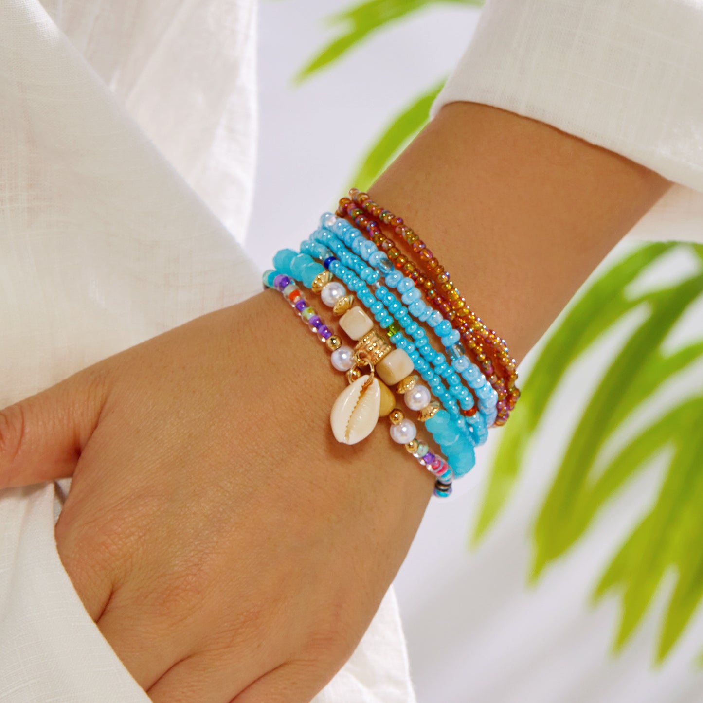 Women's Bohemian Shell Design Bead Elastic Bracelet