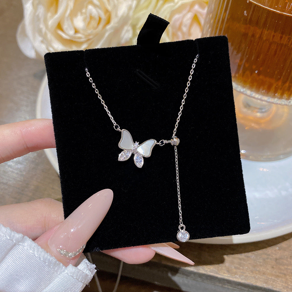 Women's Wild Butterfly Pearl Light Luxury Sweet Necklace