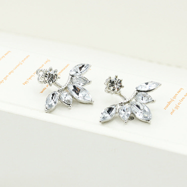 Personality Hollow Out Full-jeweled Retro Affordable Luxury Simple Stud Earrings