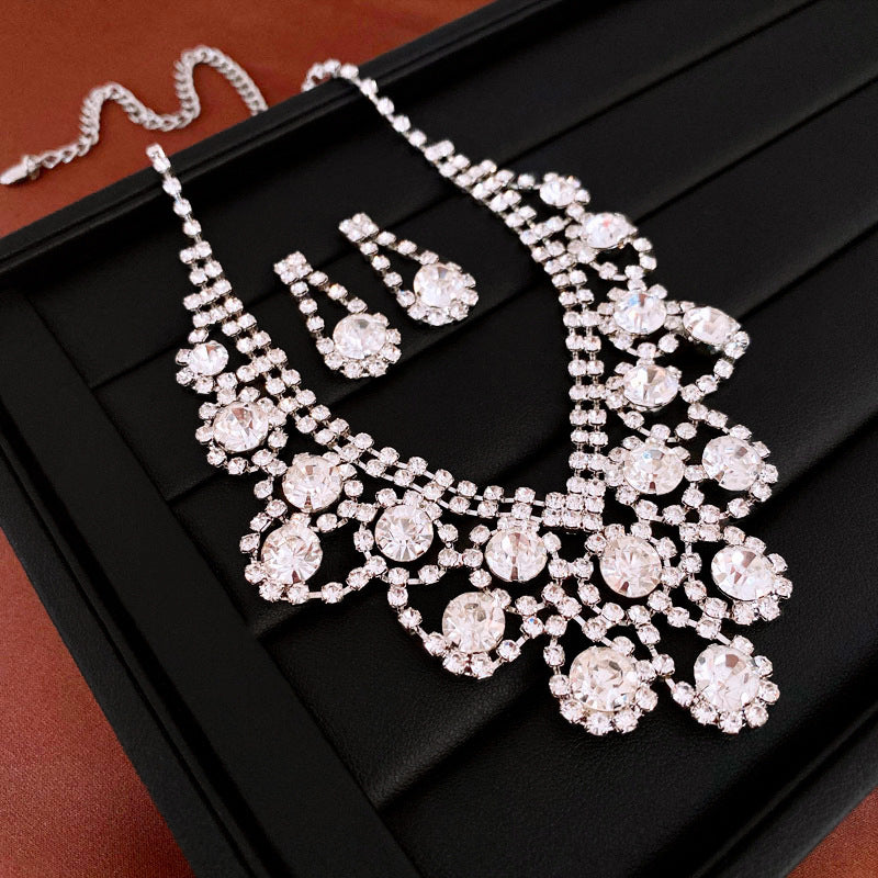 Diamond Geometric Suite Light Luxury Clavicle Jewelry Set