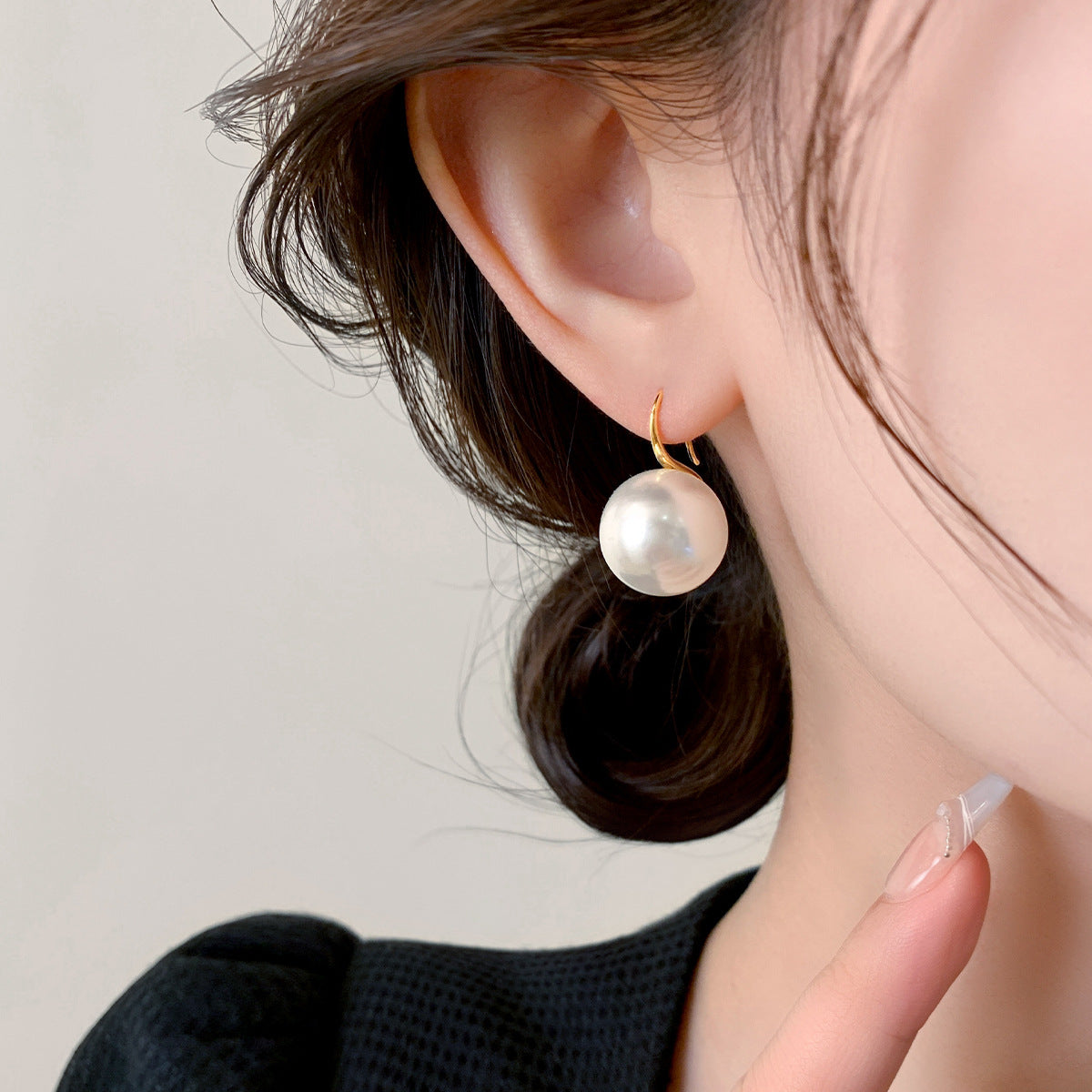 High Quality Pearl Perfect Circle Design Advanced Sense Simple Graceful Earrings