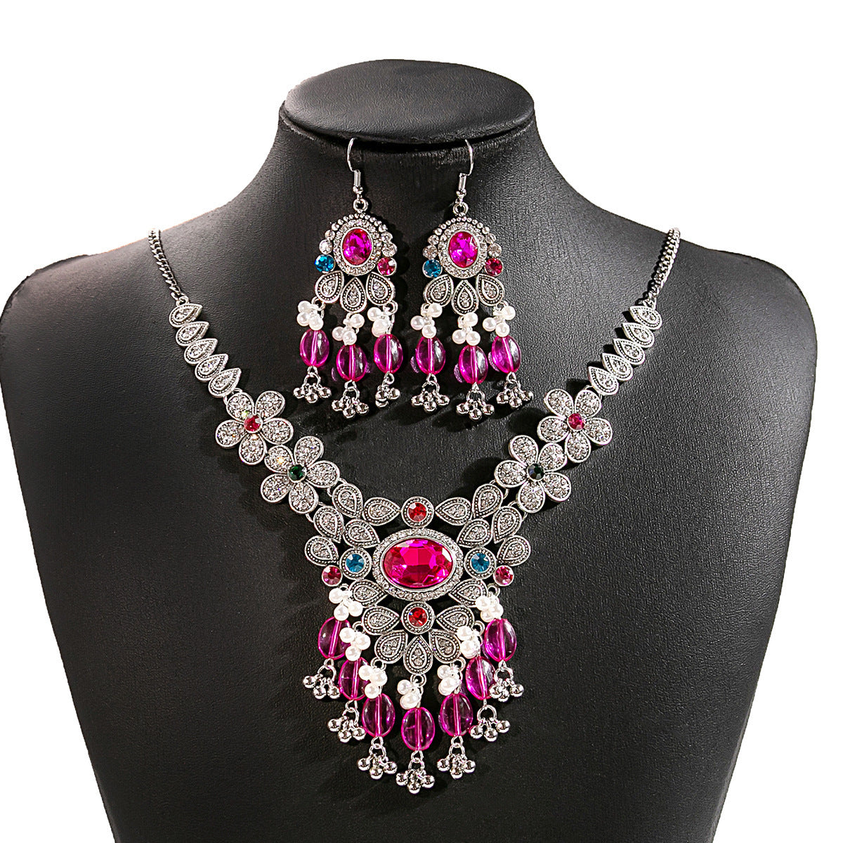 Women's Suite Retro Court French Pearl Water Jewelry Set
