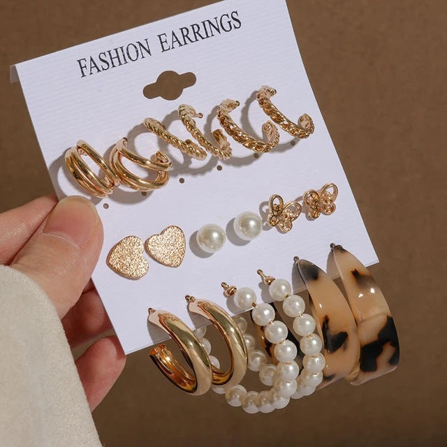 Women's Fresh Summer Versatile Acrylic Round Pairs Plastic Earrings