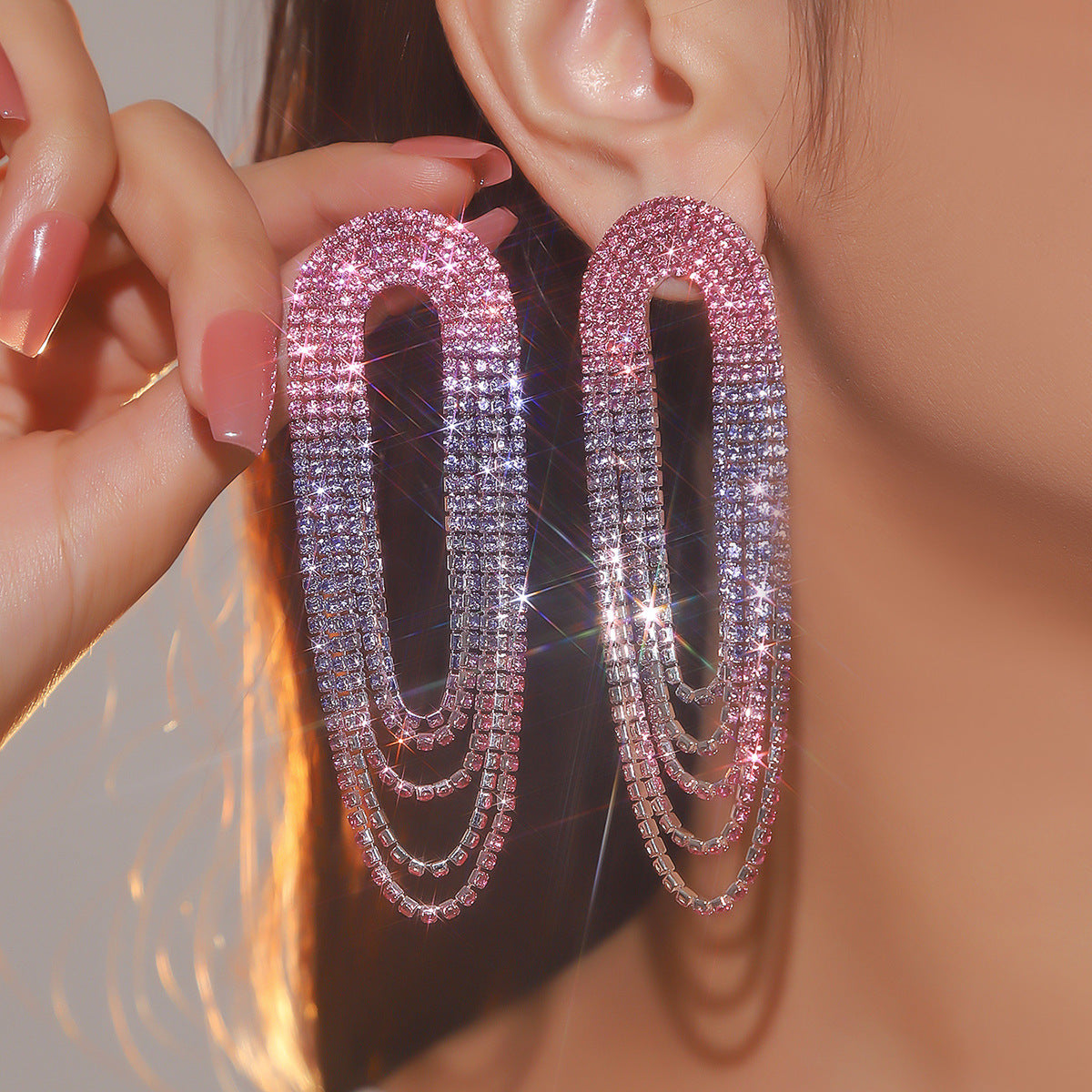 Women's Luxurious Style Shiny Rhinestone Long Fashion Gradient Multicolored Tassel Earrings