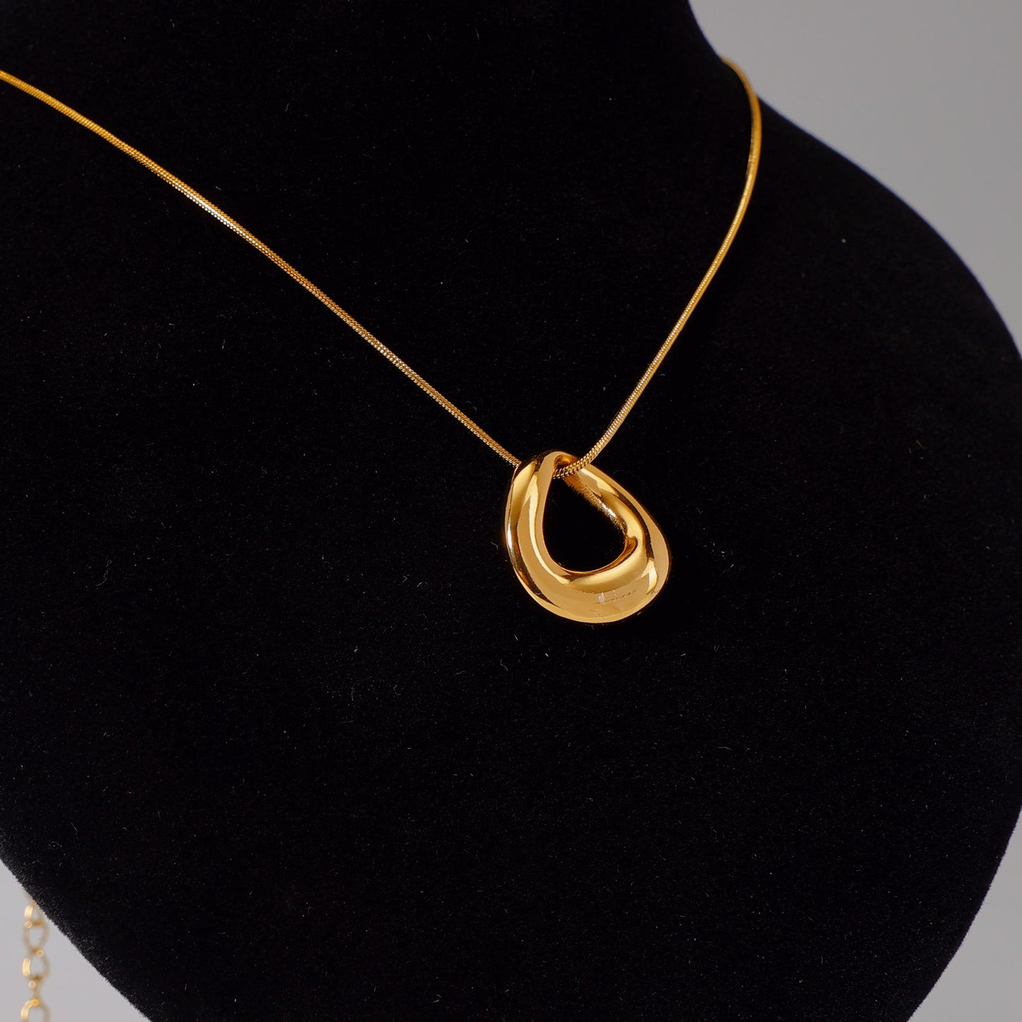 Titanium Steel Stainless Fashion Simple Light Luxury Gold Pendants