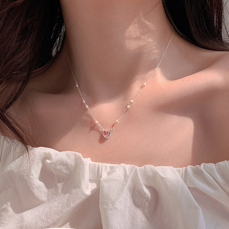 Love Pearl Female Light Luxury Minority Advanced Design Sense Sweet Necklaces