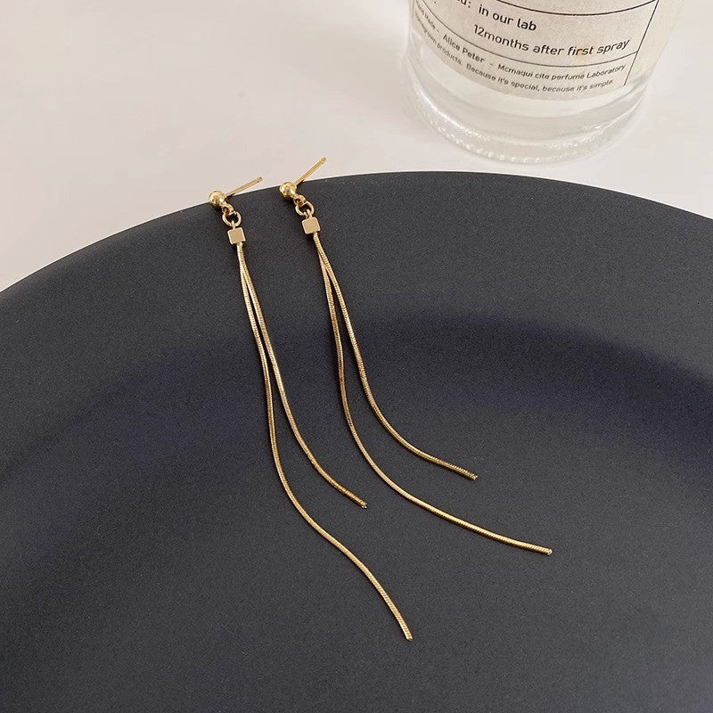 Luxury Fashion Versatile Elegant High-grade Sweet Cool Personality Earrings