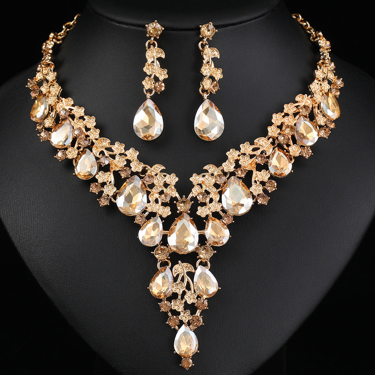 Suite High-grade Three-piece Bridal Wedding Dress Jewelry Set