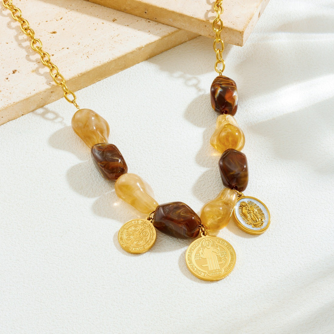 Retro Contrast Color Beaded Irregular Stitching Chain Gold-plated Jewelry Set