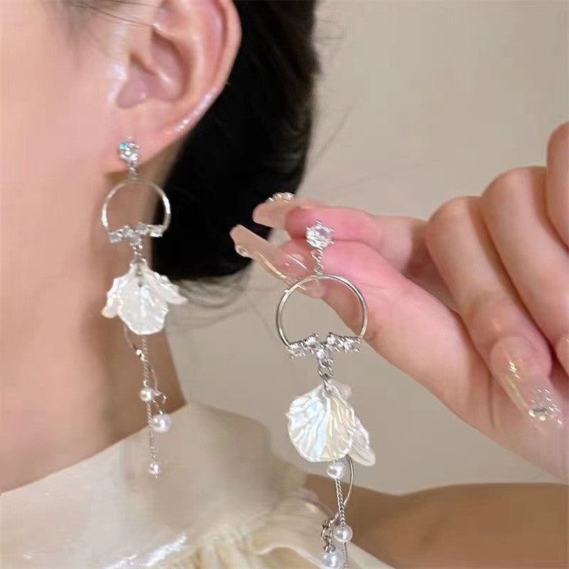 Fashion Fan Tassel Female Summer Retro Earrings