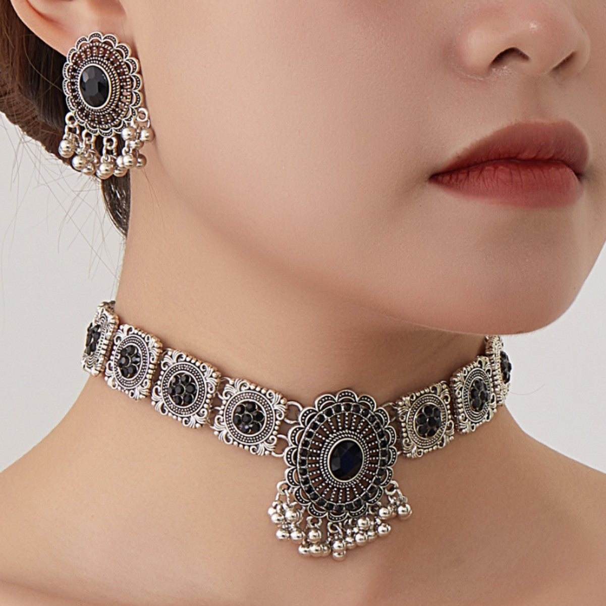 Indian Style Drop-shaped Diamond Beads String Jewelry Set